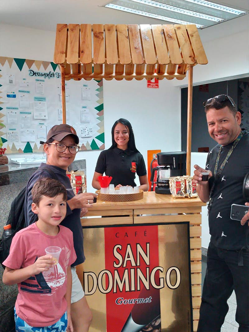 Foto-Degustacion-1-Cafe-San-Domingo-min
